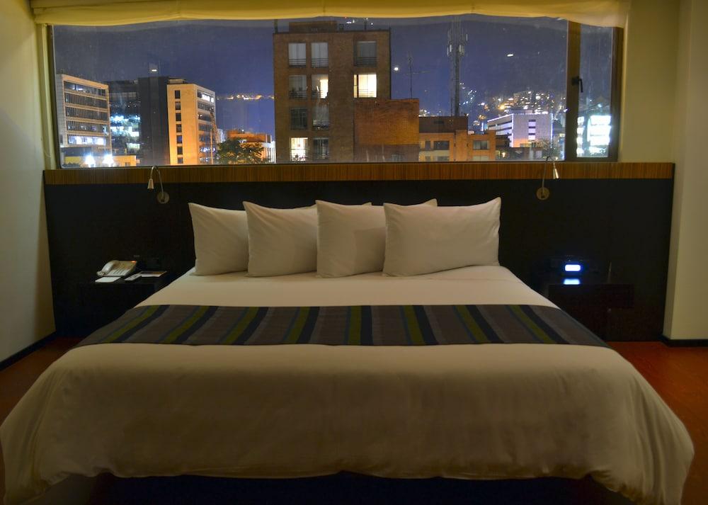 Hotel Madisson Inn Luxury By Geh Suites Богота Екстериор снимка